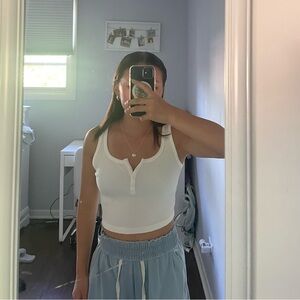 XS White basic button up tank top from Uniqlo